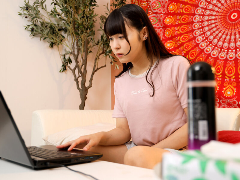 NVH-068 ニューハーフレズビアン ペニクリフル勃起メスイキコスプレ配信コラボ♂ 月乃クロロ/那々未 - Sample 1